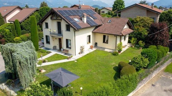 casa indipendente in vendita a Besana in Brianza