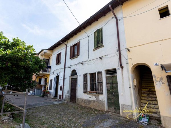 appartamento in vendita a Besana in Brianza