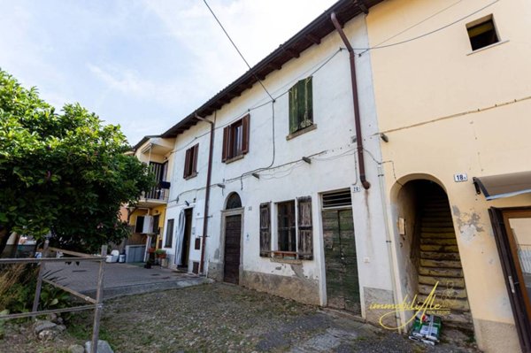 appartamento in vendita a Besana in Brianza