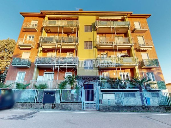 appartamento in vendita a Besana in Brianza in zona Montesiro