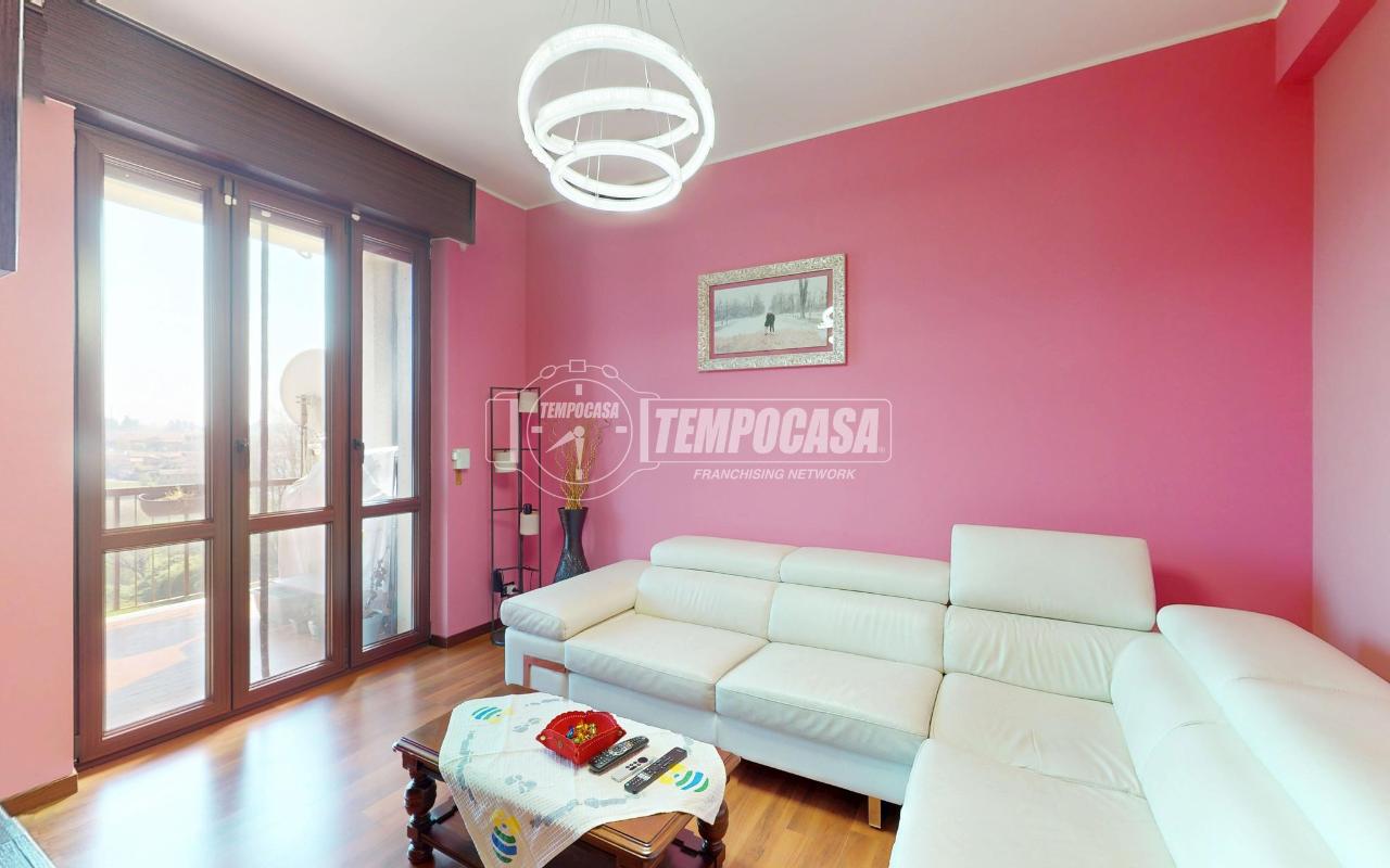 appartamento in vendita a Besana in Brianza in zona Calò
