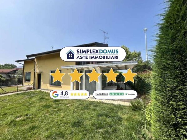 casa indipendente in vendita a Besana in Brianza