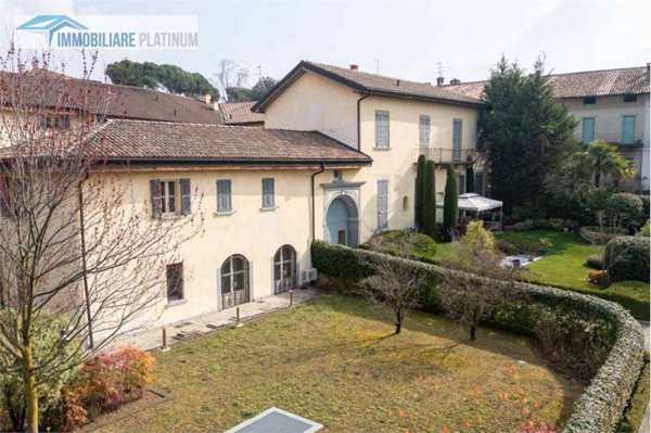 appartamento in vendita a Besana in Brianza