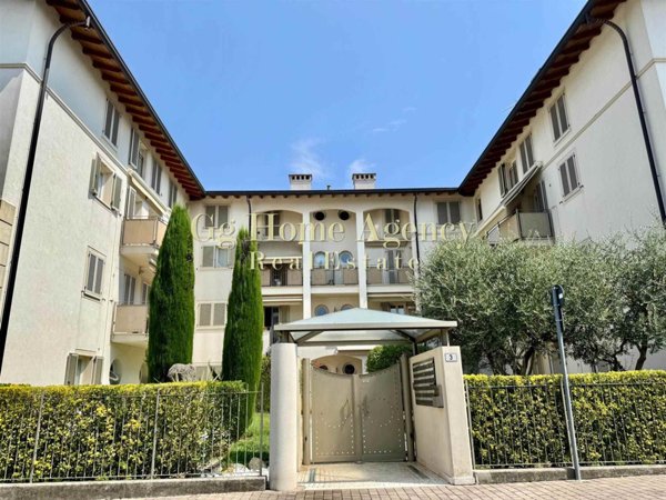 appartamento in vendita a Besana in Brianza