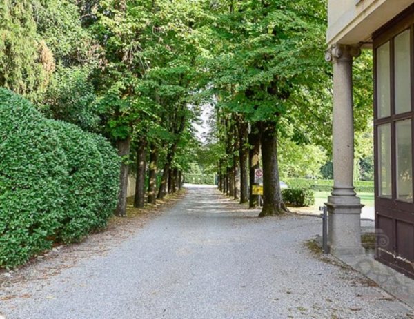 appartamento in vendita a Besana in Brianza