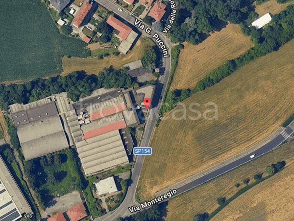locale commerciale in vendita a Besana in Brianza in zona Montesiro