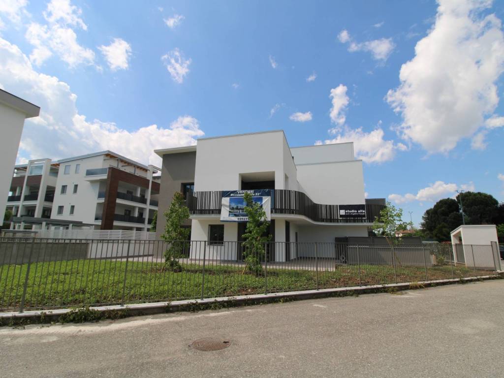 appartamento in vendita a Biassono
