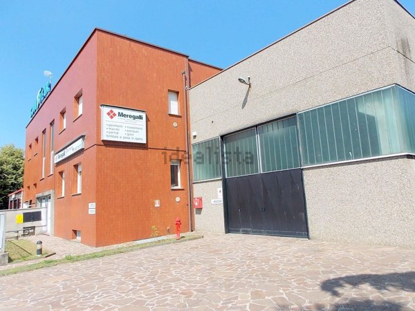 ufficio in vendita a Biassono