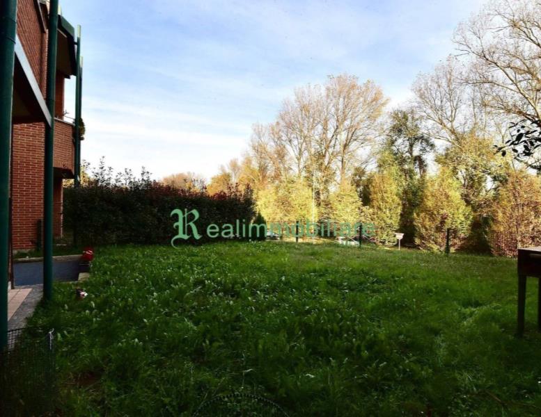 appartamento in vendita a Biassono