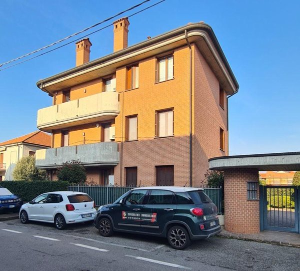 appartamento in vendita a Biassono