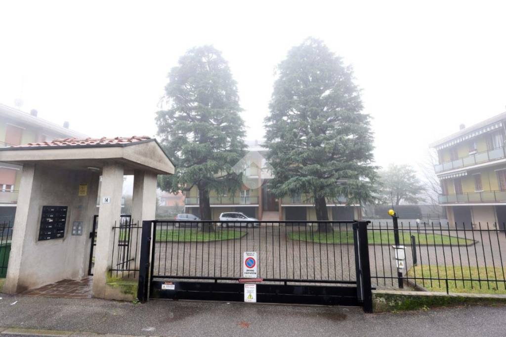 appartamento in vendita a Biassono