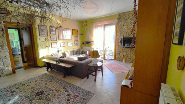 appartamento in vendita a Biassono