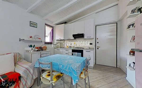 appartamento in vendita a Biassono