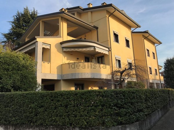 appartamento in vendita a Biassono