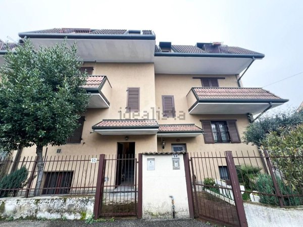 casa indipendente in vendita a Biassono