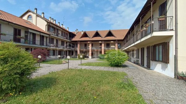 appartamento in vendita a Biassono