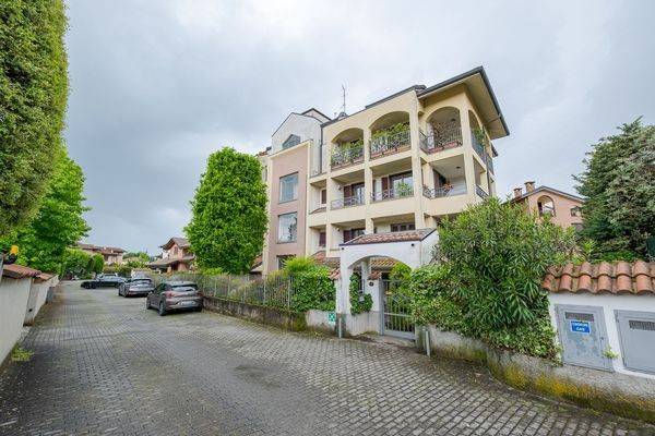 appartamento in vendita a Biassono