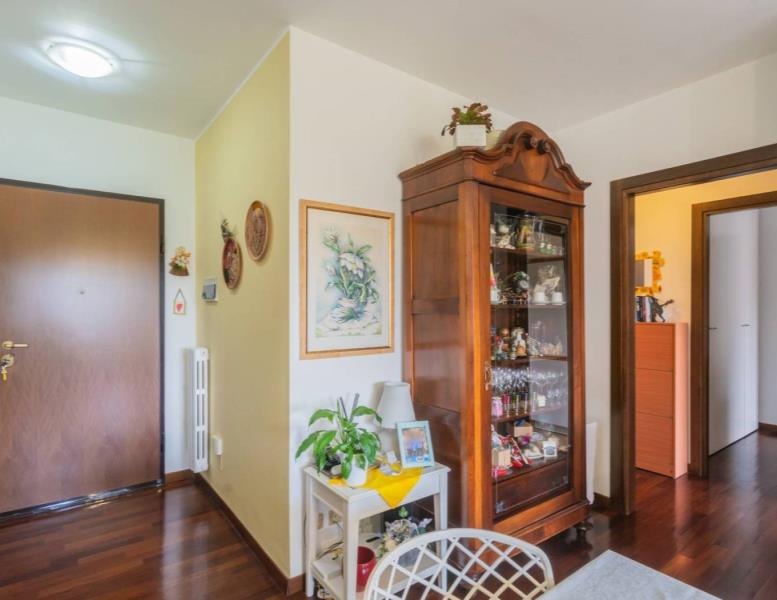 appartamento in vendita a Biassono
