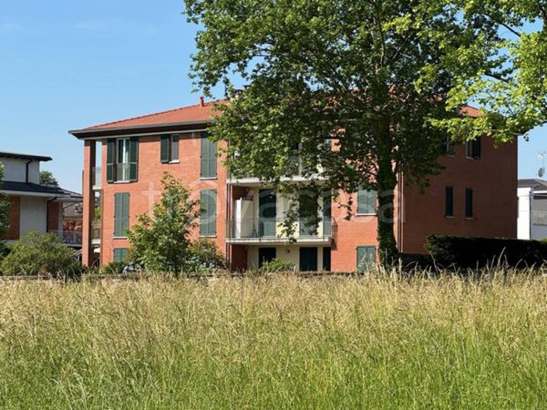 appartamento in vendita a Biassono