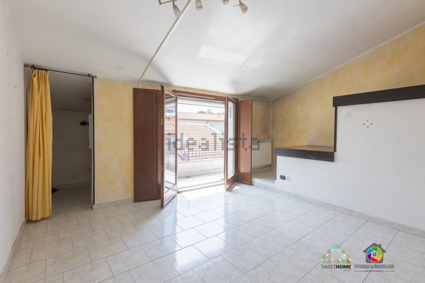 appartamento in vendita a Biassono