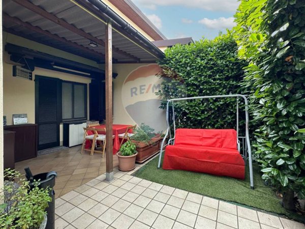 casa indipendente in vendita a Biassono