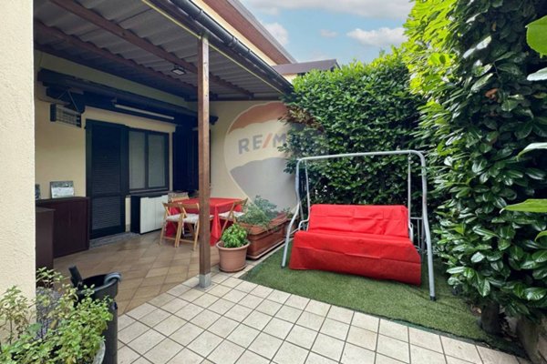 casa indipendente in vendita a Biassono