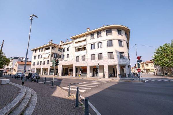 appartamento in vendita a Biassono