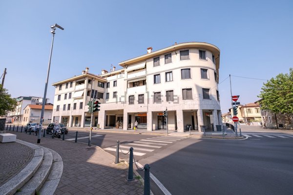 appartamento in vendita a Biassono