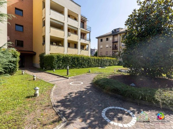 appartamento in vendita a Biassono