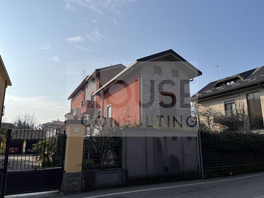 appartamento in vendita a Biassono