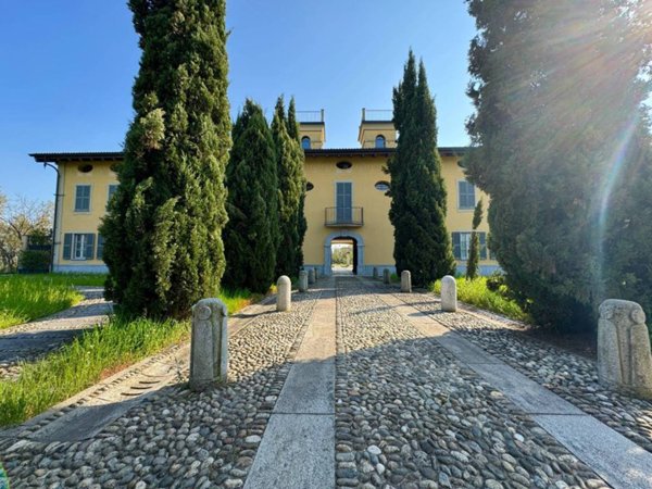 appartamento in vendita a Biassono