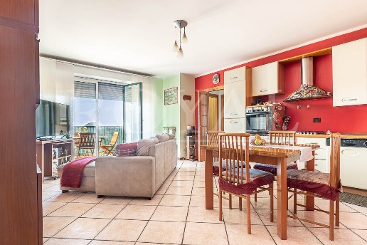 appartamento in vendita a Biassono