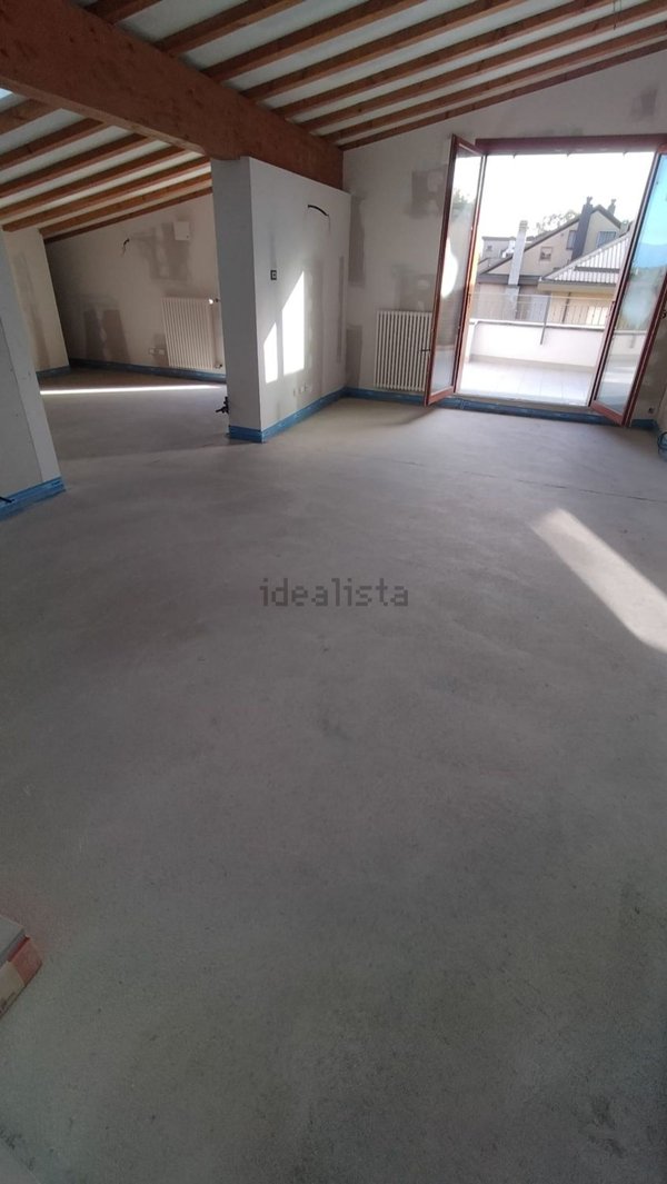 appartamento in vendita a Biassono