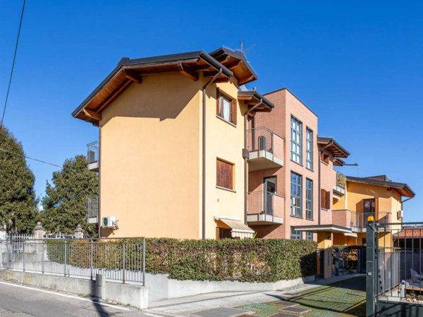 appartamento in vendita a Biassono