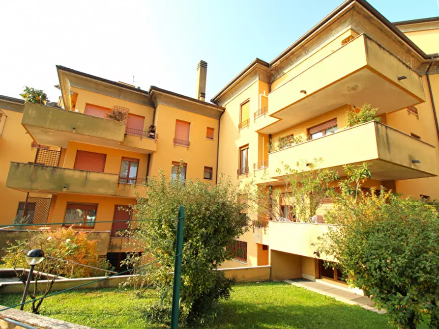 appartamento in vendita a Biassono