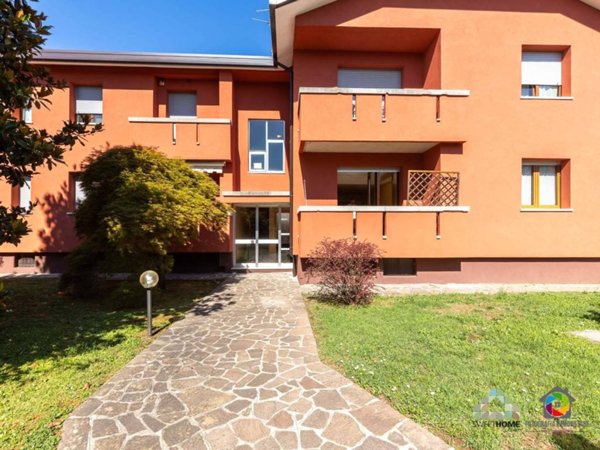 appartamento in vendita a Biassono