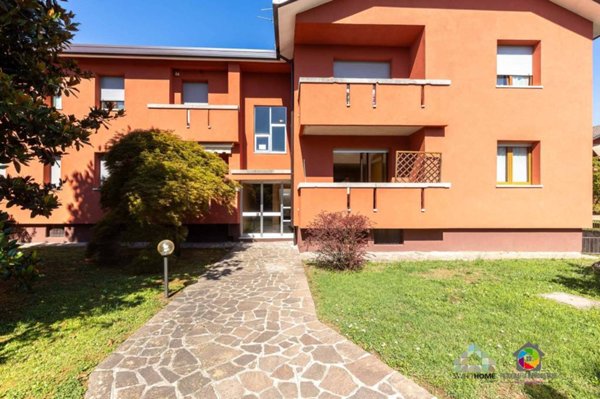 appartamento in vendita a Biassono