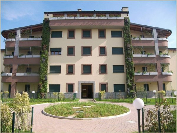 appartamento in vendita a Biassono