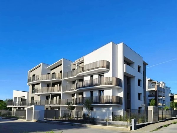 appartamento in vendita a Biassono