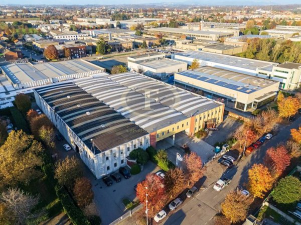 capannone in vendita a Biassono