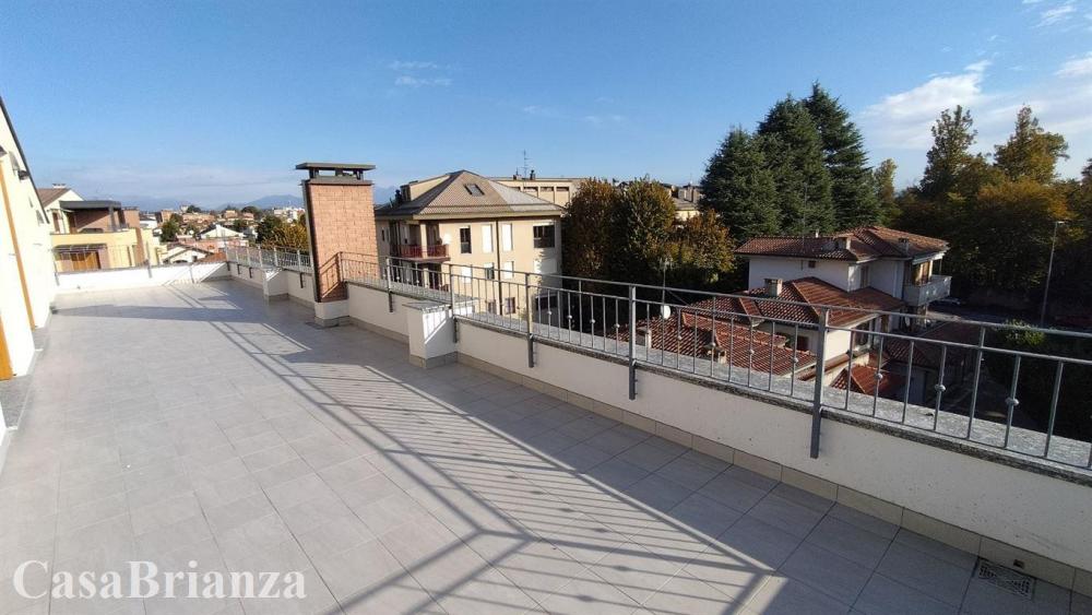 appartamento in vendita a Biassono