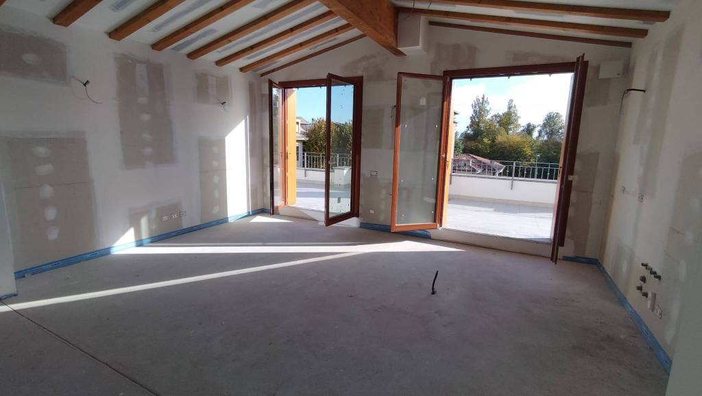 appartamento in vendita a Biassono