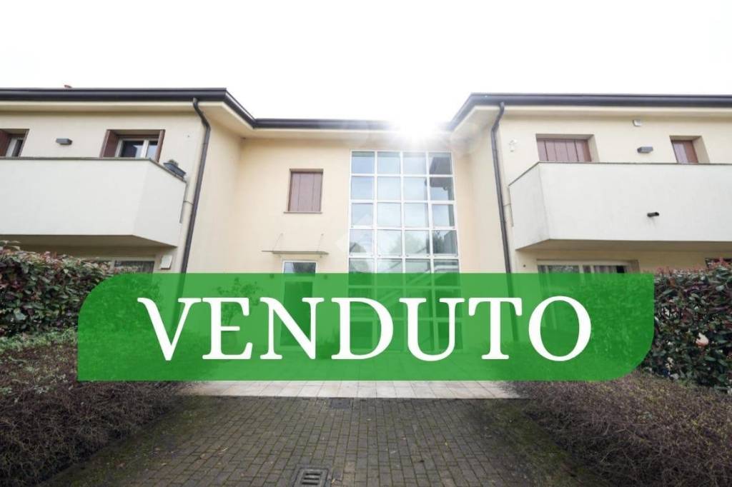 appartamento in vendita a Biassono