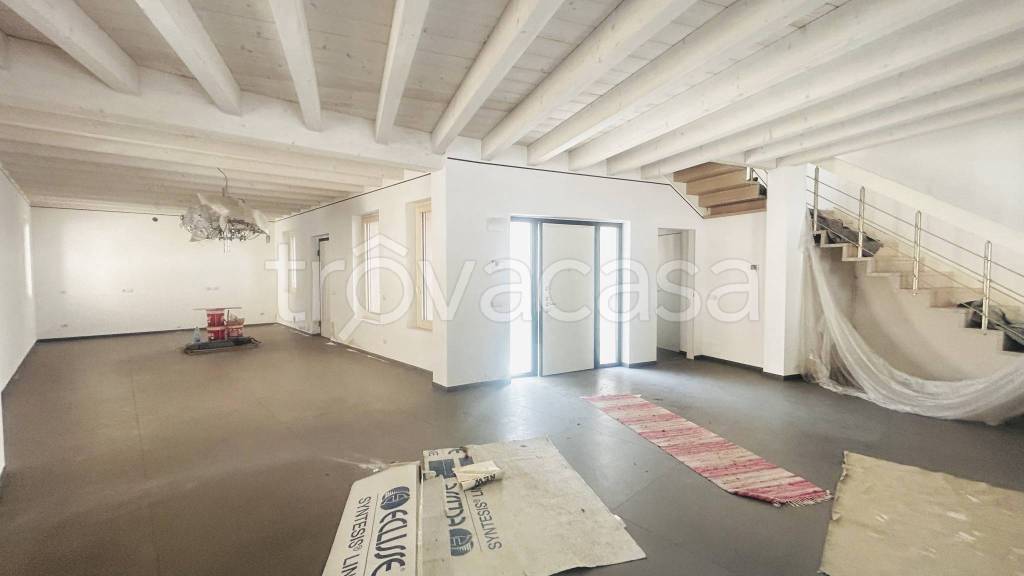 casa indipendente in vendita a Biassono