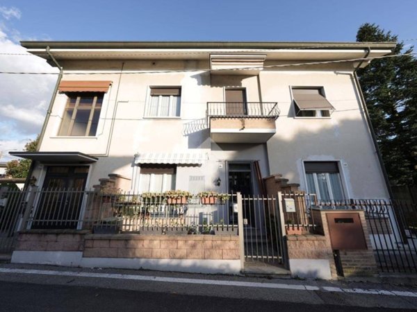 appartamento in vendita a Biassono