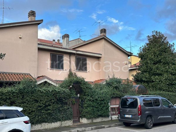 casa indipendente in vendita a Biassono
