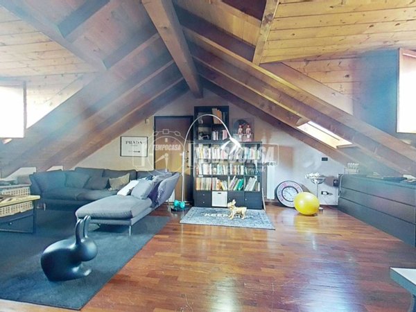 appartamento in vendita a Biassono