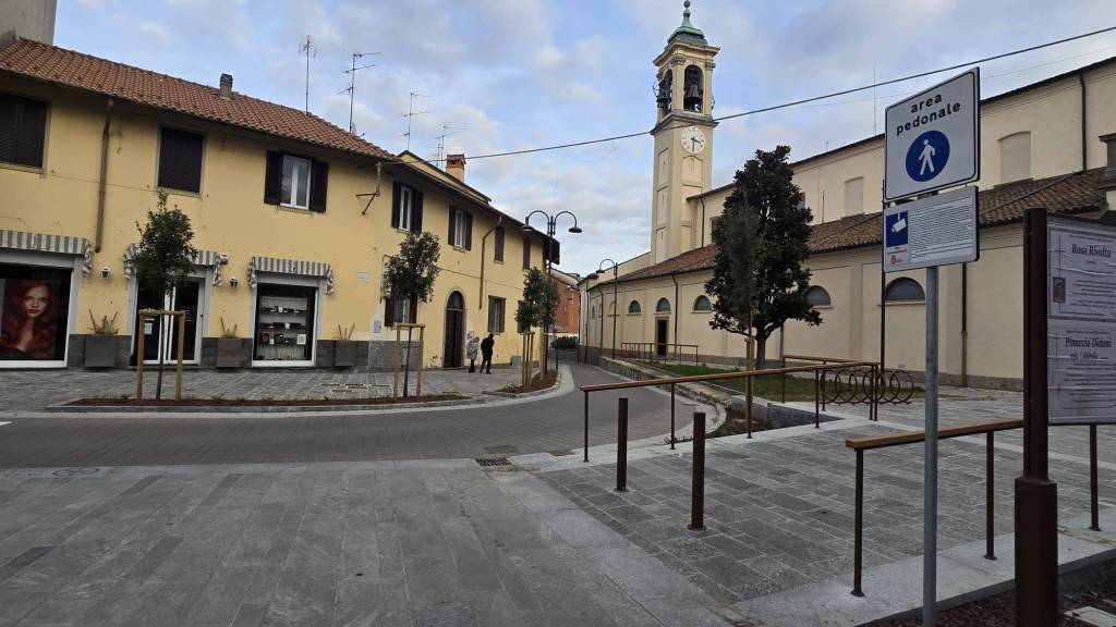 negozio in vendita a Biassono