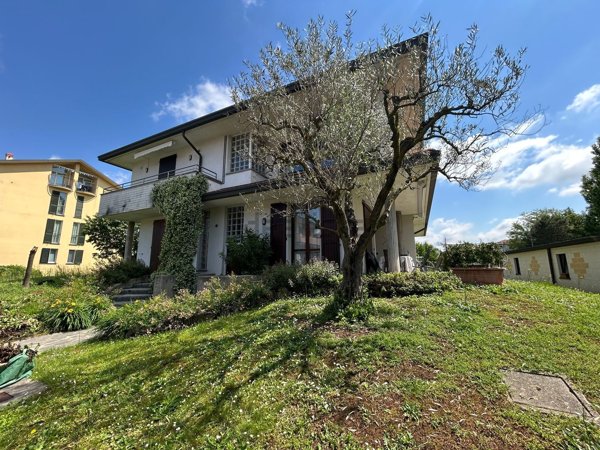 appartamento in vendita a Biassono