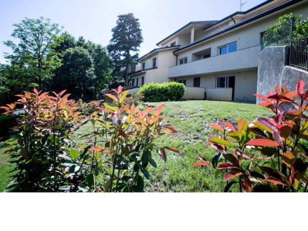 appartamento in vendita a Biassono